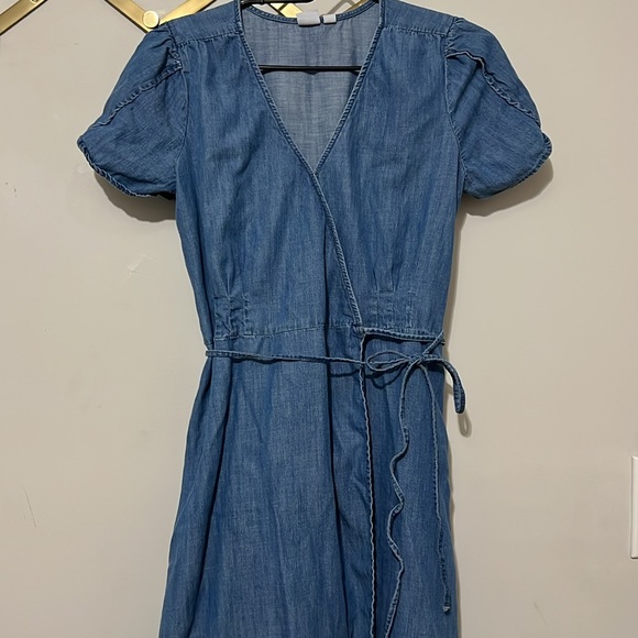 GAP Dresses & Skirts - Gap Midi Wrap Dress
